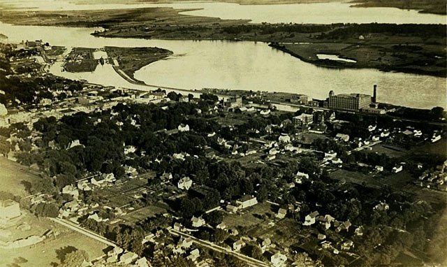 1920 aerial view of residential Cornwall Town.