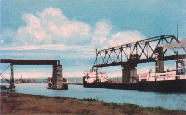 A Canaller is seen going through the swing bridge.