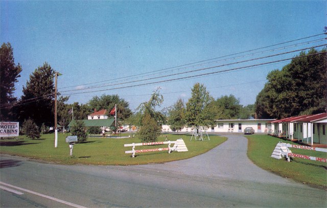 The Cosey Corner Cabins, Cornwall, Ontario