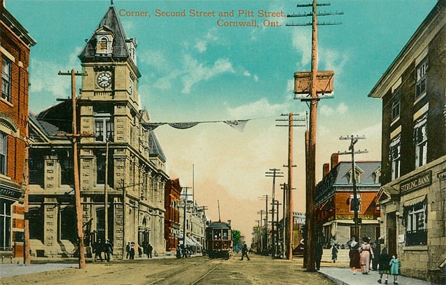 Pitt Street at Second, looking north. Cornwall, Ontario