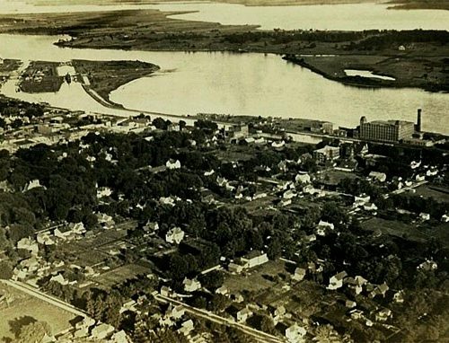 1920 aerial view of residential Cornwall Town.