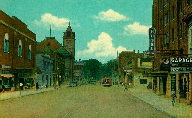 The Capitol Theatre, New hanging sign