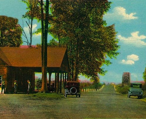 The American Customs building — early 1900s.