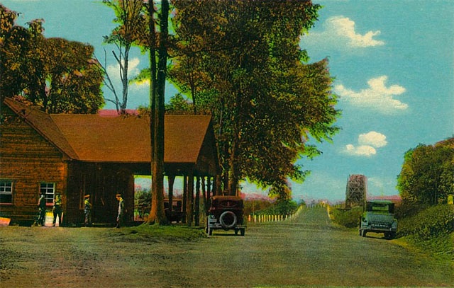 The American Customs building — early 1900s.