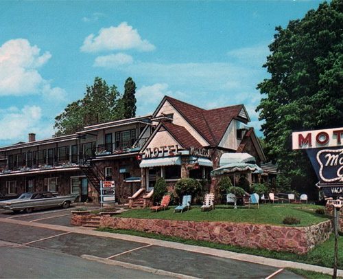 Monte Carlo Motel, Cornwall, Ontario