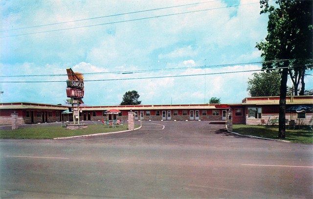 Sunset Motel, Cornwall, Ontario