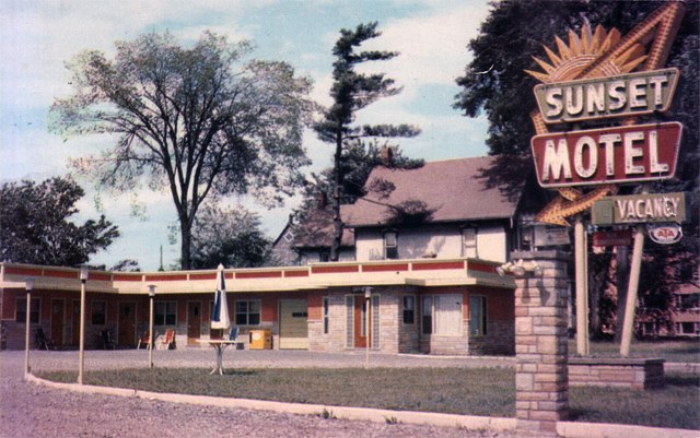 Sunset Motel, Cornwall, Ontario