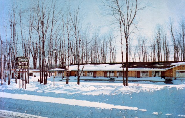 Treetops Restaurant and Motel, Cornwall, Ontario