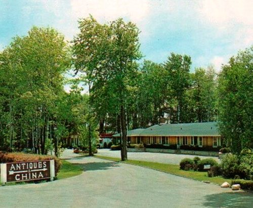 Treetops Restaurant and Motel, Cornwall, Ontario