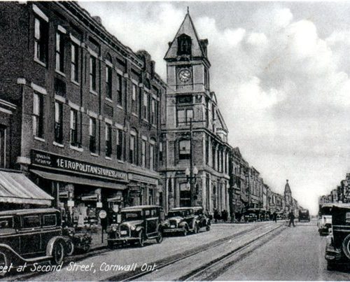 Pre-1933 Pitt Street looking north. Cornwall, Ontario