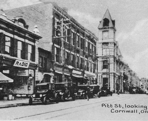 Pitt Street looking north. Cornwall, Ontario