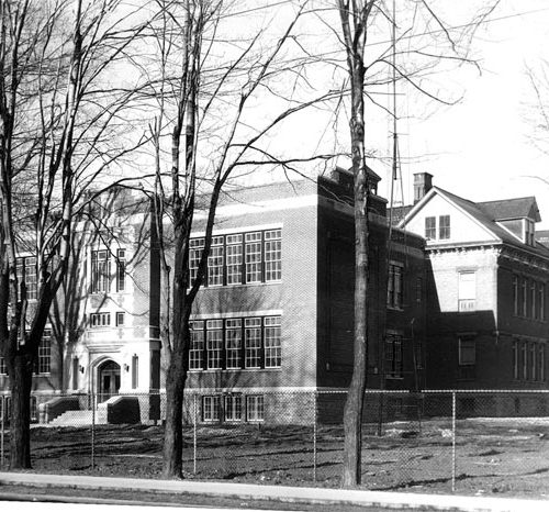 Cornwall Public School. Cornwall, Ontario