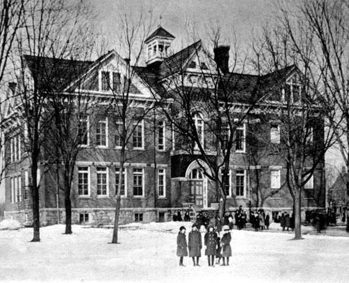 Cornwall Public School. Cornwall, Ontario